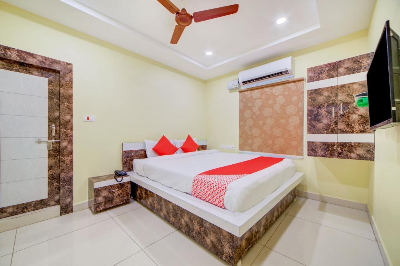 Hotel O Ksl Guest House Karimnagar Eksteriør bilde
